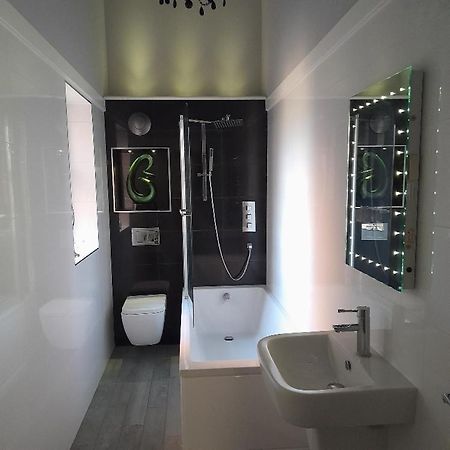 Lytham Apartment Литам Сент Аннс Екстериор снимка